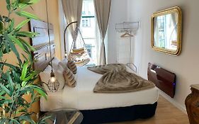 Old Town Lx Suites